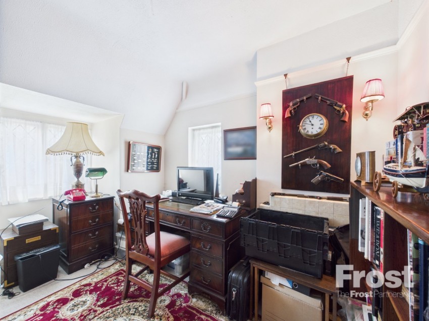 Images for Ashford, Surrey EAID:2640919782 BID:ASH