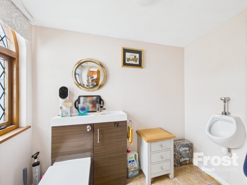 Images for Ashford, Surrey EAID:2640919782 BID:ASH