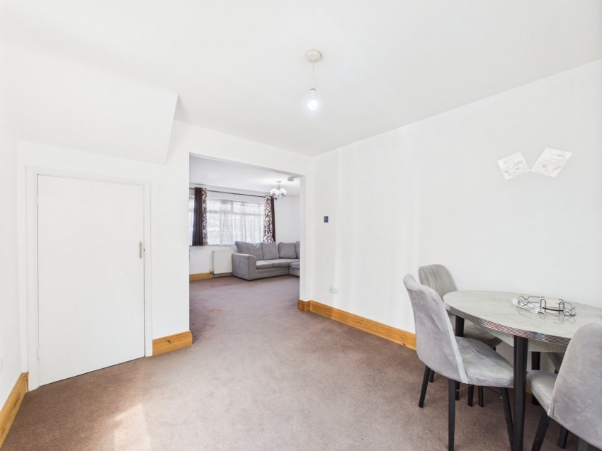 Images for Ashford, Surrey EAID:2640919782 BID:ASH