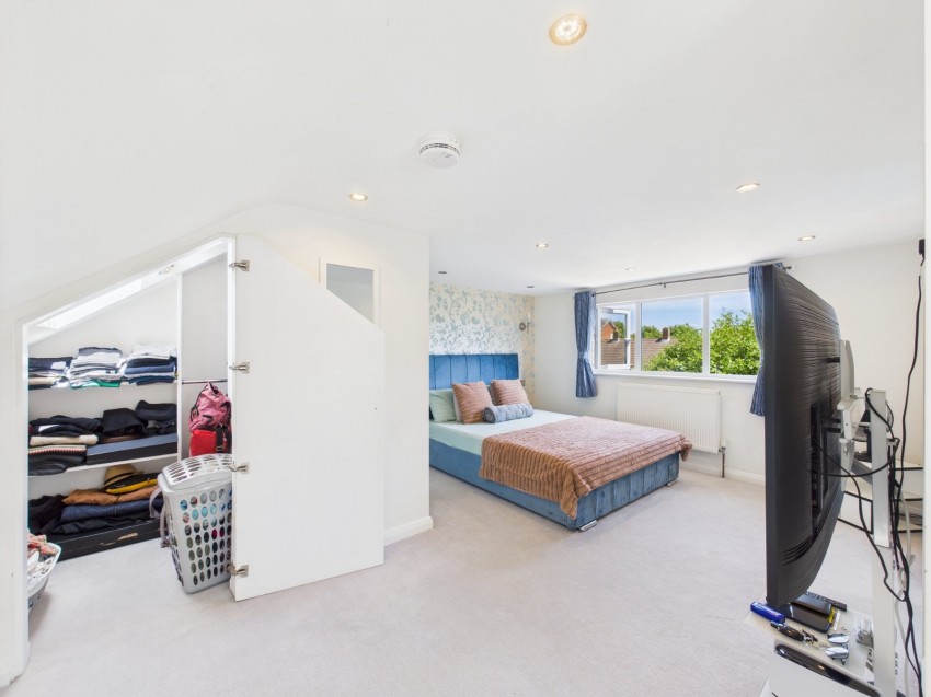 Images for Ashford, Surrey EAID:2640919782 BID:ASH
