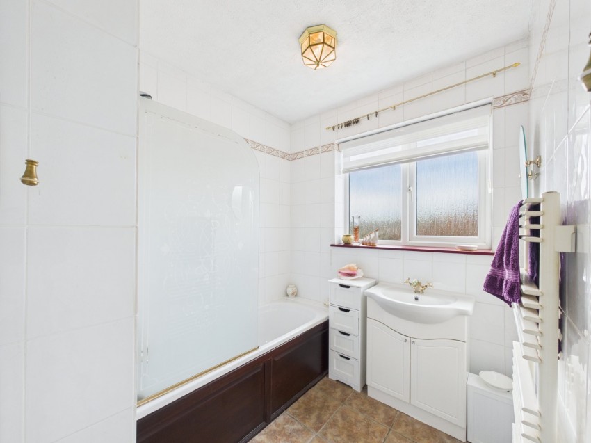 Images for Ashford, Surrey EAID:2640919782 BID:ASH