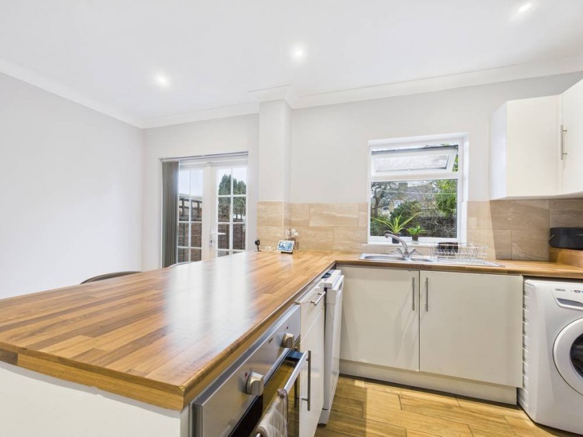 Images for Ashford, Surrey EAID:2640919782 BID:ASH