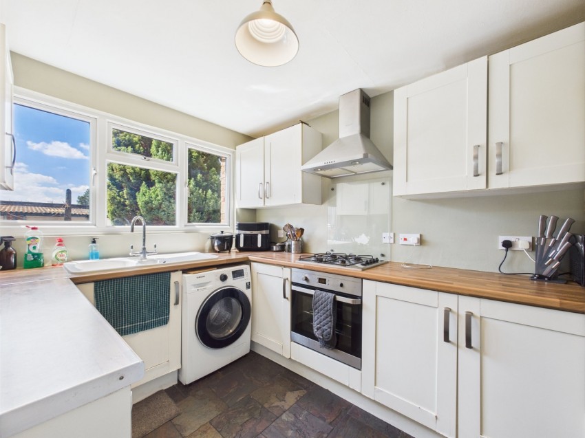 Images for Ashford, Surrey EAID:2640919782 BID:ASH