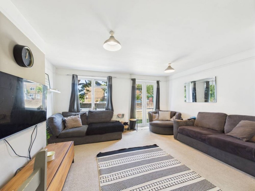 Images for Ashford, Surrey EAID:2640919782 BID:ASH
