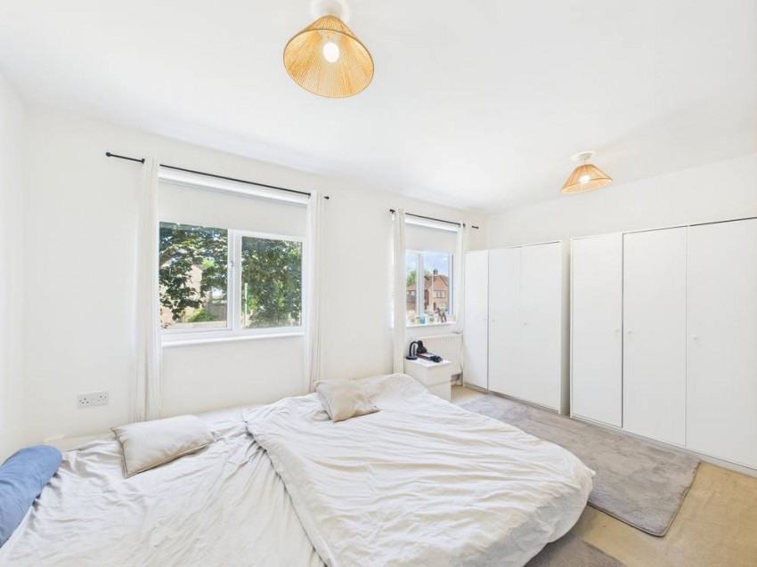 Images for Ashford, Surrey EAID:2640919782 BID:ASH