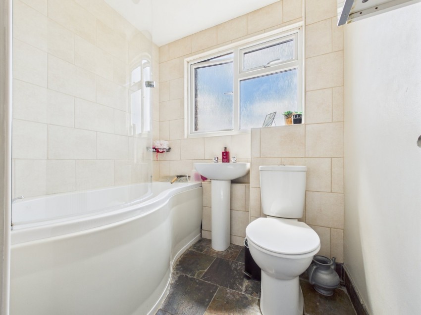 Images for Ashford, Surrey EAID:2640919782 BID:ASH