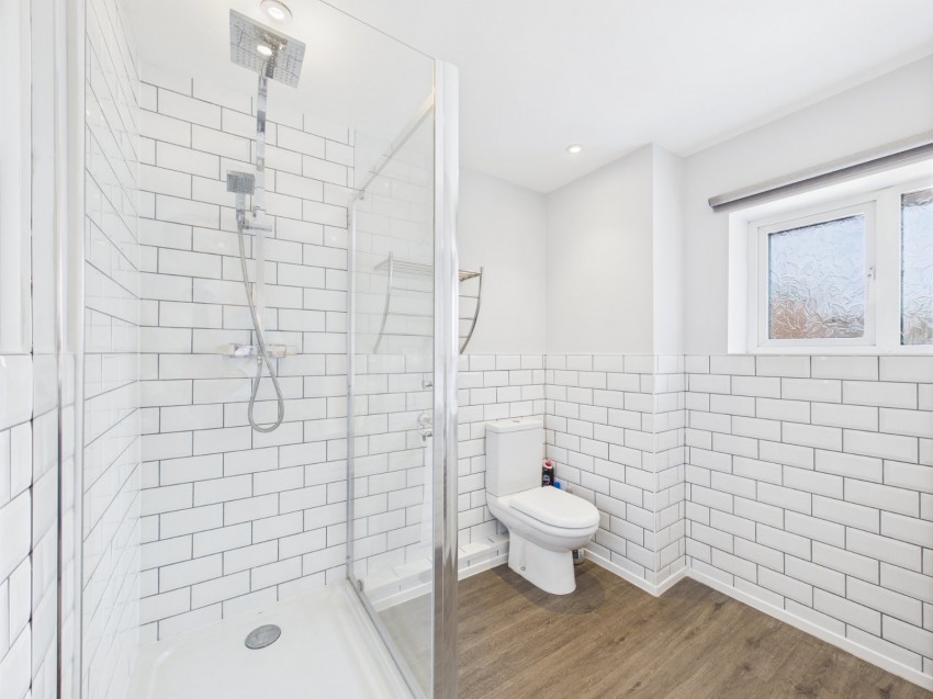 Images for Stanwell, Staines-upon-Thames, Surrey EAID:2640919782 BID:ASH
