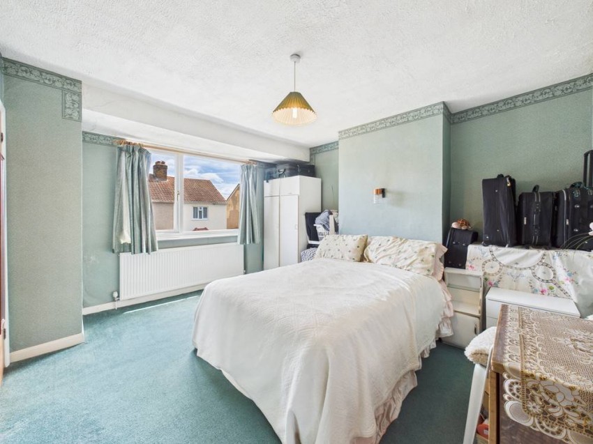 Images for Ashford, Surrey EAID:2640919782 BID:ASH