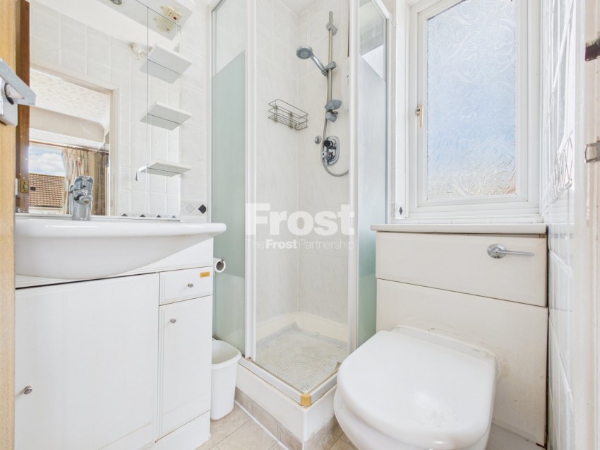 Images for Ashford, Surrey EAID:2640919782 BID:ASH