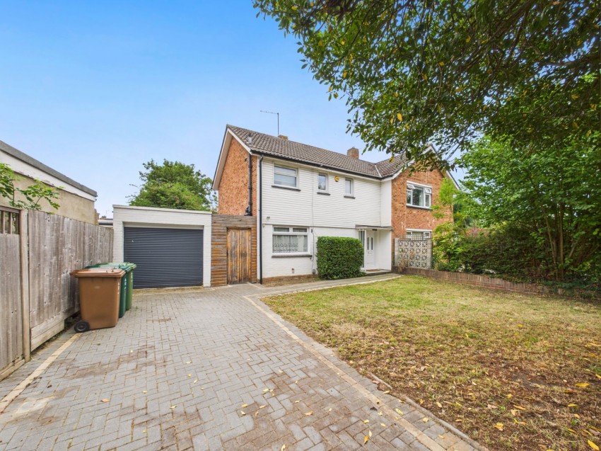 Images for Sunbury-on-Thames, Surrey EAID:2640919782 BID:ASH