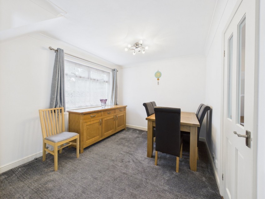 Images for Sunbury-on-Thames, Surrey EAID:2640919782 BID:ASH