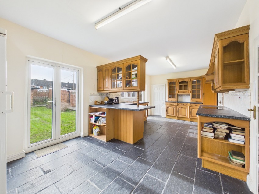 Images for Ashford, Surrey EAID:2640919782 BID:ASH