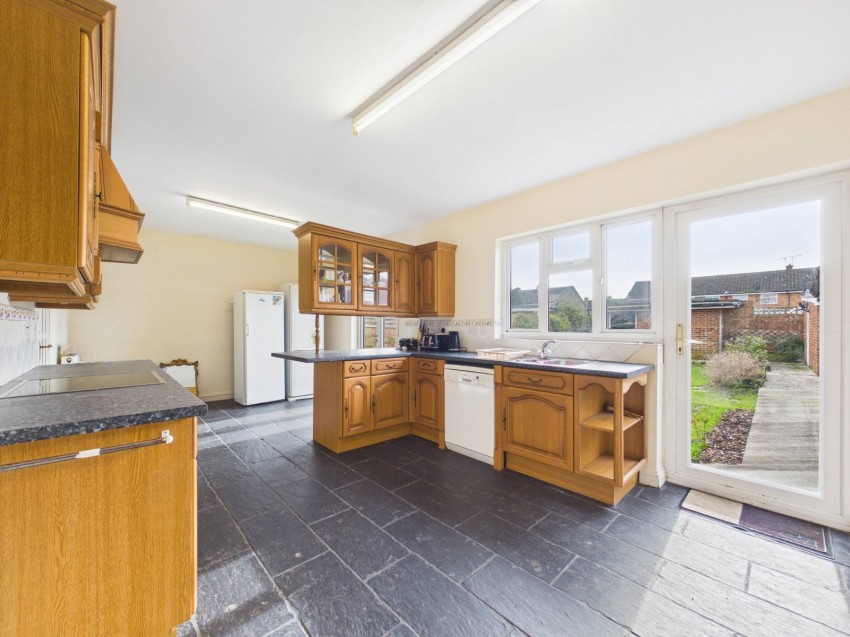 Images for Ashford, Surrey EAID:2640919782 BID:ASH