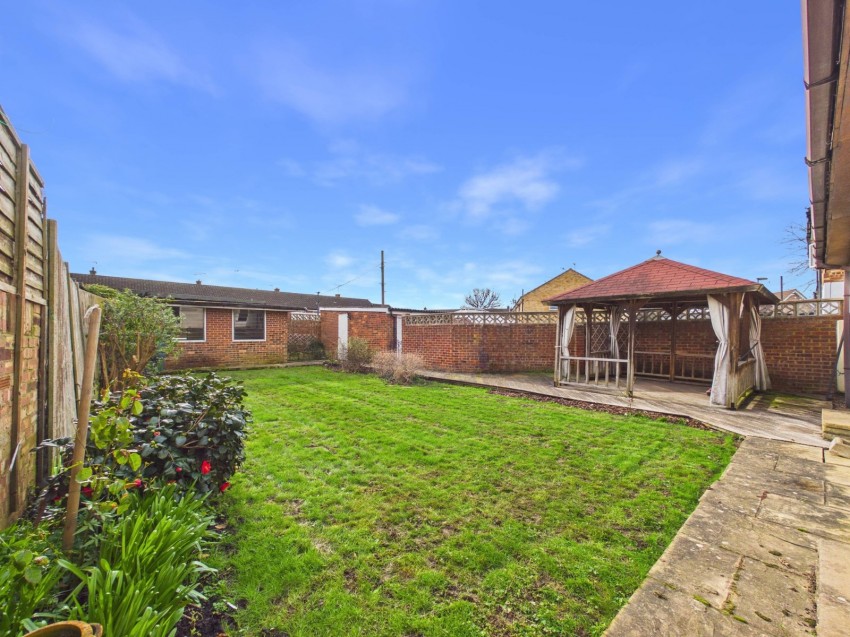 Images for Ashford, Surrey EAID:2640919782 BID:ASH