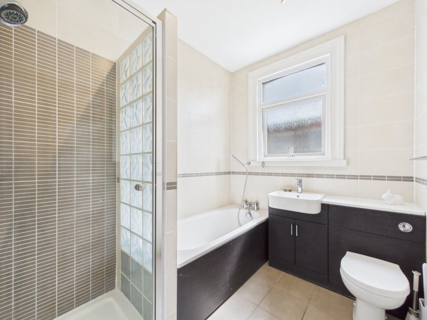 Images for Ashford, Surrey EAID:2640919782 BID:ASH