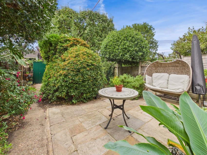 Images for Ashford, Surrey EAID:2640919782 BID:ASH