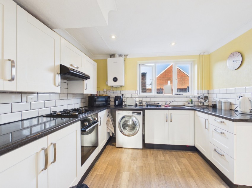 Images for Ashford, Surrey EAID:2640919782 BID:ASH