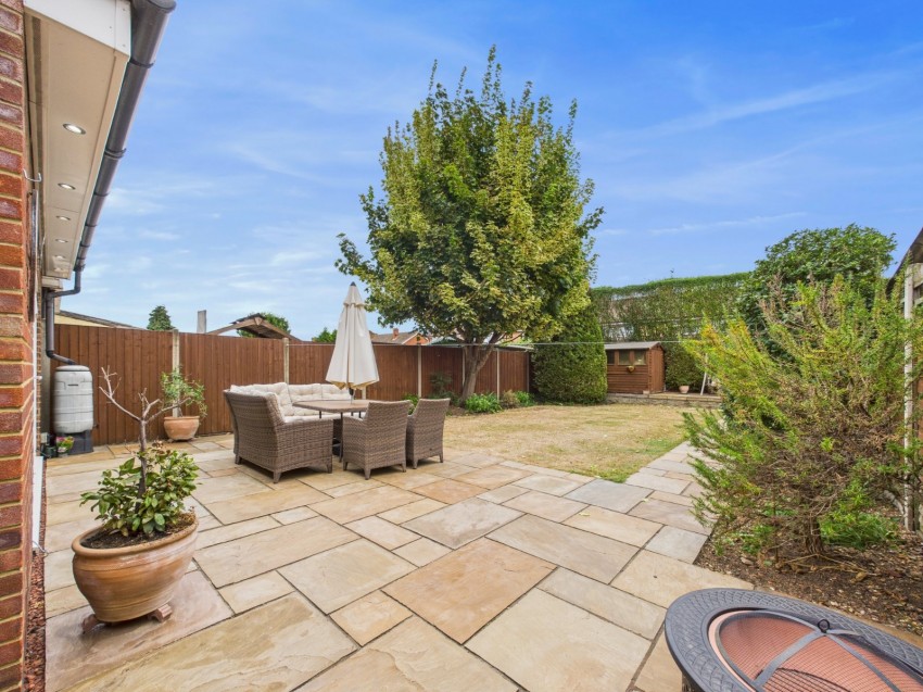 Images for Ashford, Surrey EAID:2640919782 BID:ASH