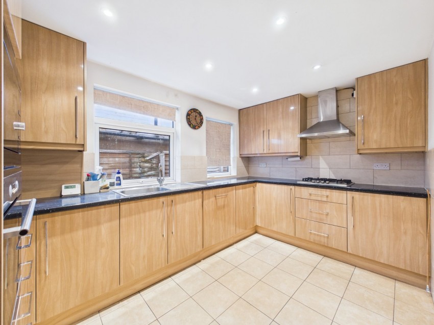 Images for Ashford, Surrey EAID:2640919782 BID:ASH