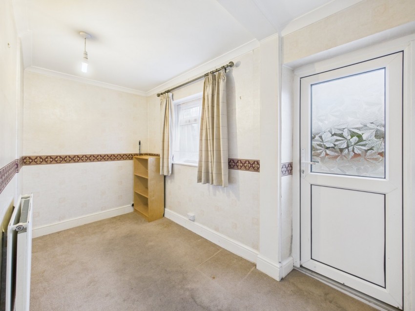Images for Ashford, Surrey EAID:2640919782 BID:ASH