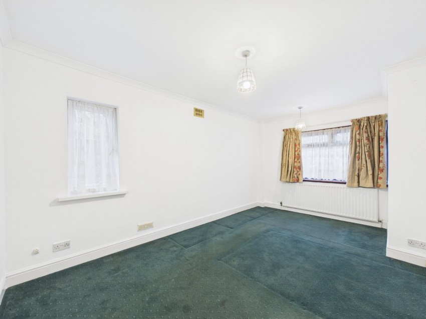 Images for Ashford, Surrey EAID:2640919782 BID:ASH