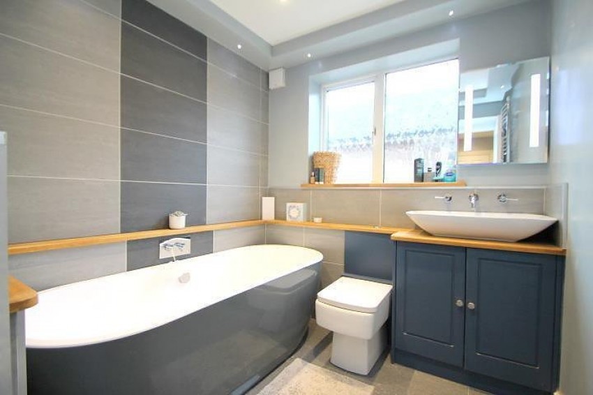 Images for Ashford, Surrey EAID:2640919782 BID:ASH