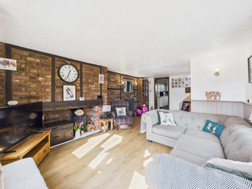 Images for Ashford, Surrey EAID:2640919782 BID:ASH