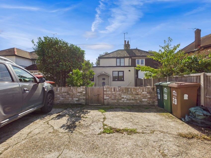 Images for Ashford, Surrey EAID:2640919782 BID:ASH