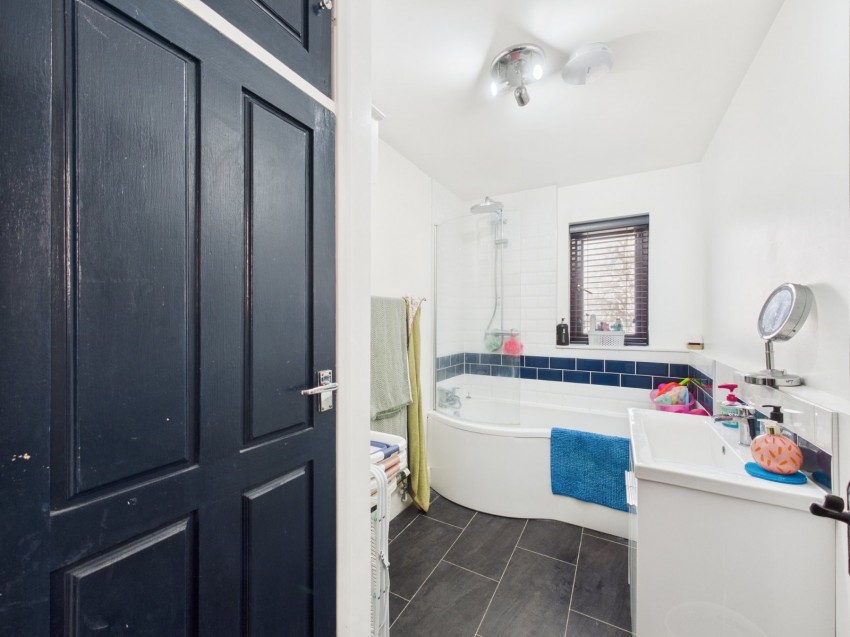 Images for Ashford, Surrey EAID:2640919782 BID:ASH