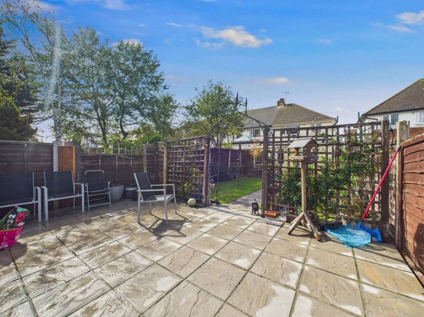 Images for Sunbury-on-Thames, Surrey EAID:2640919782 BID:FEL