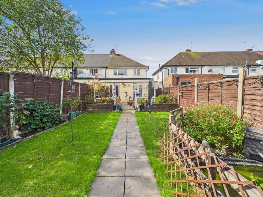 Images for Sunbury-on-Thames, Surrey EAID:2640919782 BID:FEL