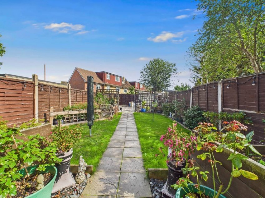 Images for Sunbury-on-Thames, Surrey EAID:2640919782 BID:FEL
