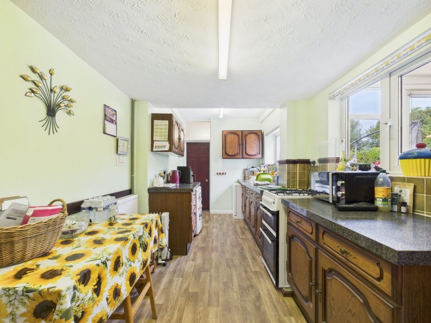 Images for Ashford, Surrey EAID:2640919782 BID:ASH