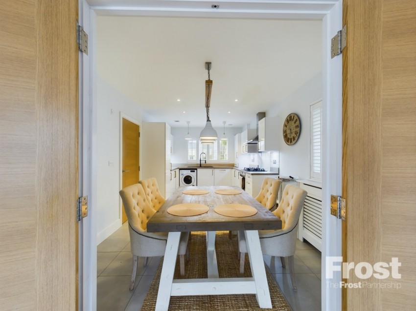 Images for Staines-upon-Thames, Surrey EAID:2640919782 BID:ASH