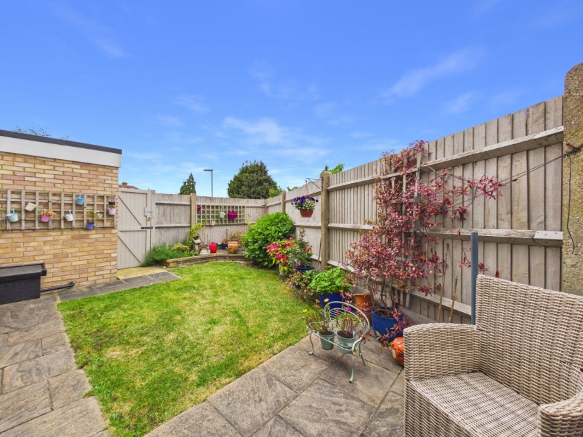 Images for Ashford, Surrey EAID:2640919782 BID:ASH