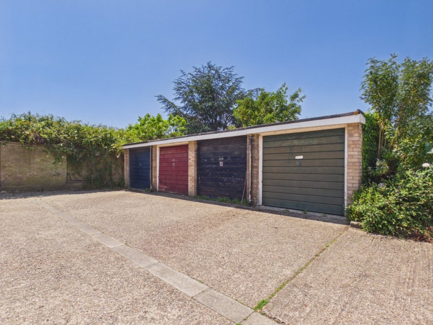 Images for Ashford, Surrey EAID:2640919782 BID:ASH