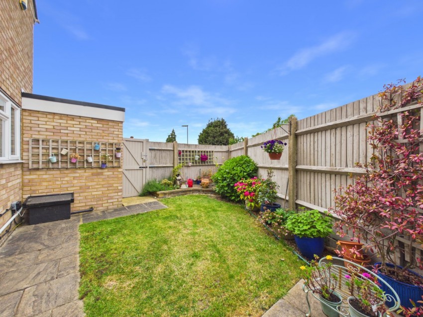 Images for Ashford, Surrey EAID:2640919782 BID:ASH