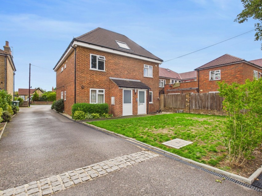 Images for Ashford, Surrey EAID:2640919782 BID:ASH