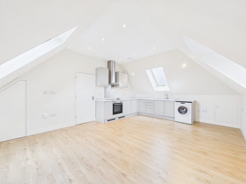 Images for Ashford, Surrey EAID:2640919782 BID:ASH