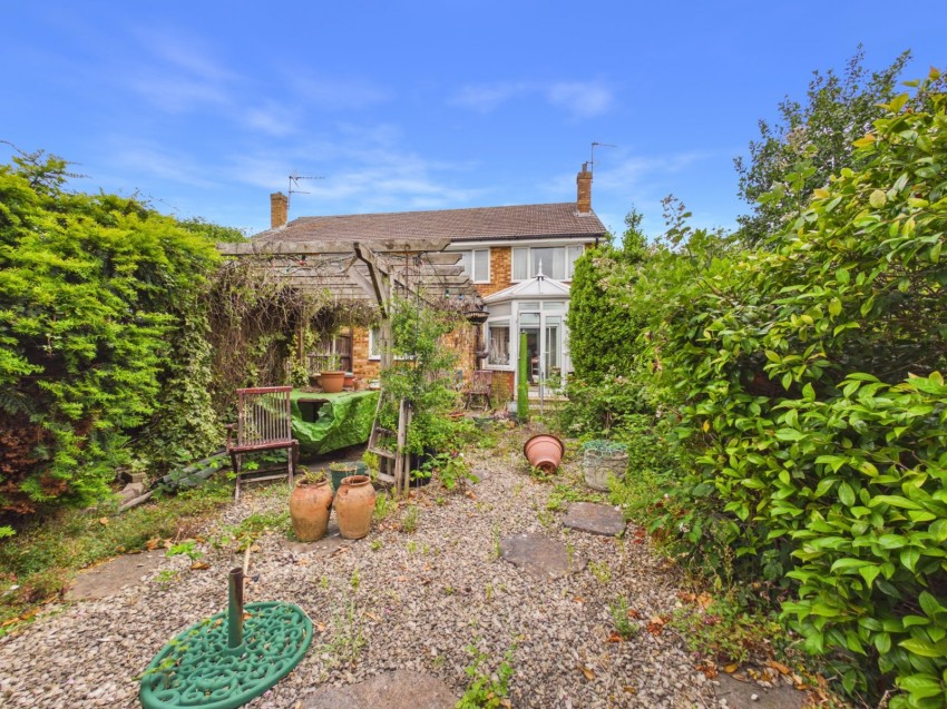 Images for Ashford, Surrey EAID:2640919782 BID:ASH