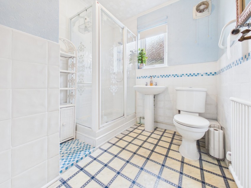 Images for Ashford, Surrey EAID:2640919782 BID:ASH