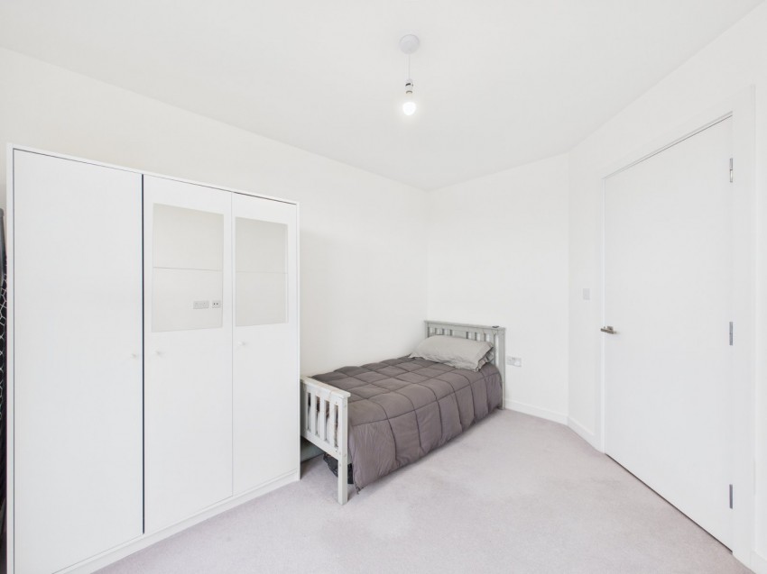 Images for Ashford, Surrey EAID:2640919782 BID:ASH