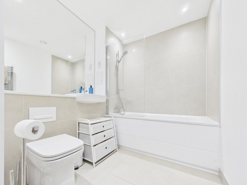 Images for Ashford, Surrey EAID:2640919782 BID:ASH