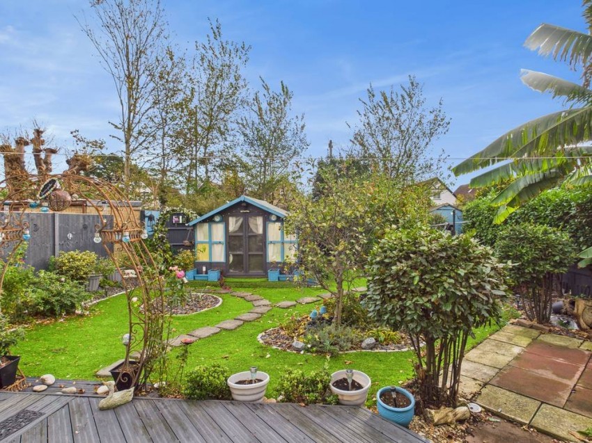 Images for Ashford, Surrey EAID:2640919782 BID:ASH