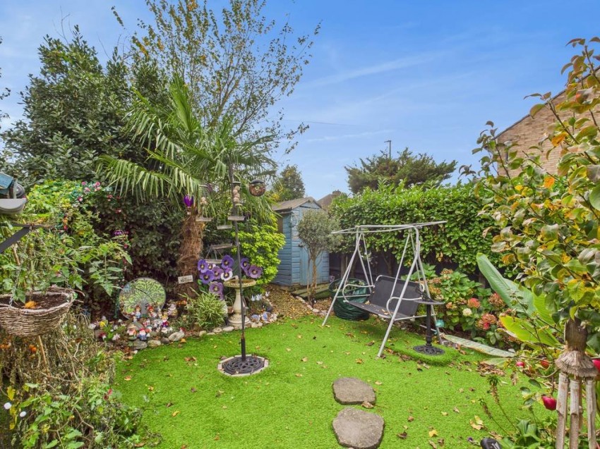 Images for Ashford, Surrey EAID:2640919782 BID:ASH