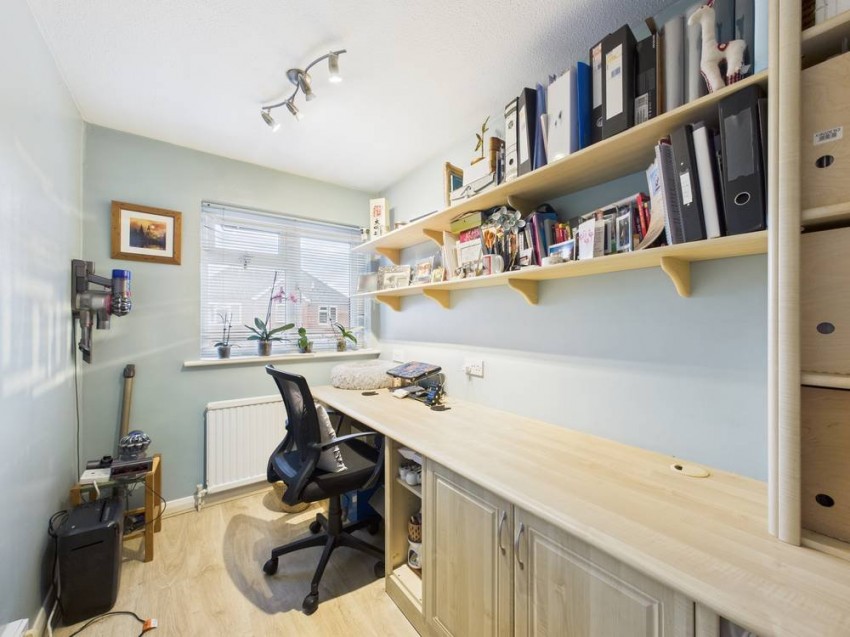 Images for Ashford, Surrey EAID:2640919782 BID:ASH