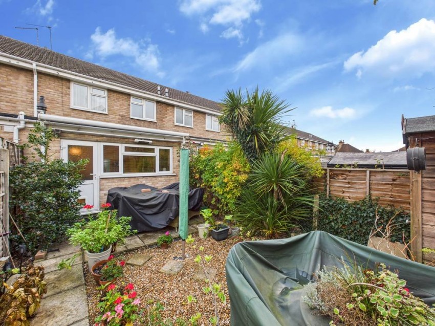 Images for Ashford, Surrey EAID:2640919782 BID:ASH