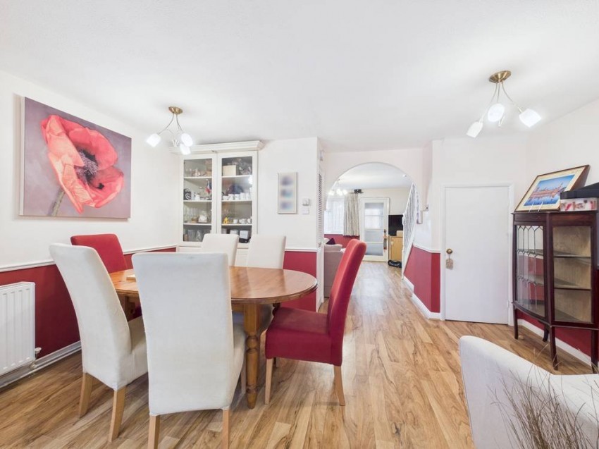 Images for Ashford, Surrey EAID:2640919782 BID:ASH