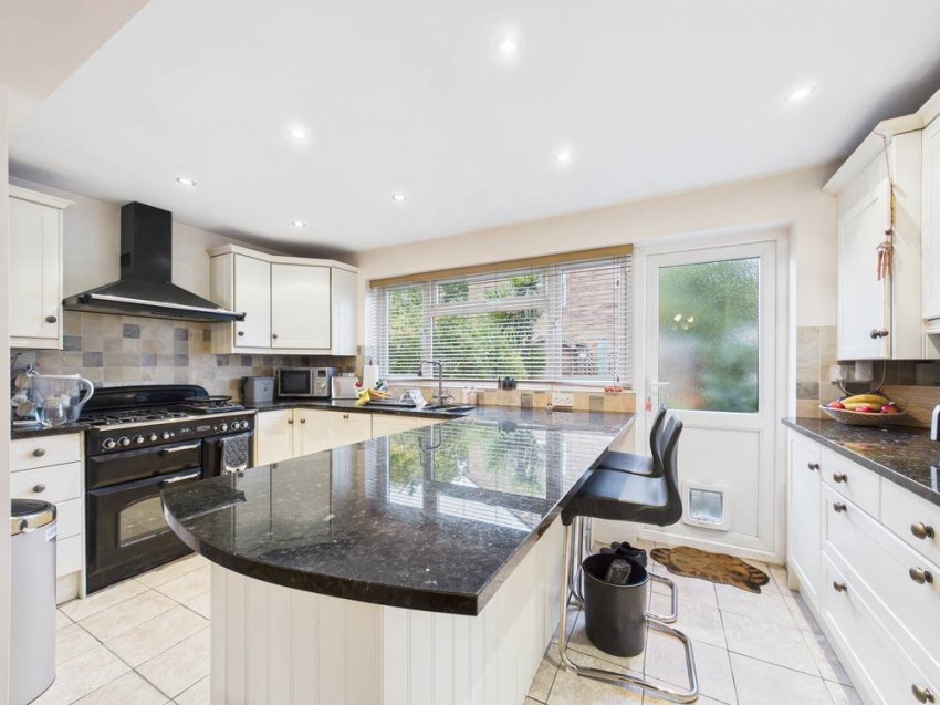 Images for Ashford, Surrey EAID:2640919782 BID:ASH