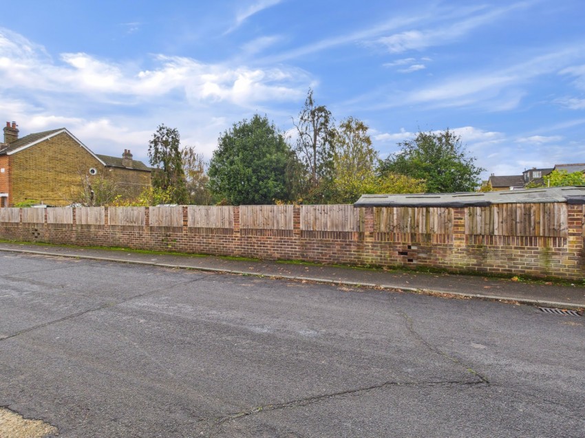 Images for Shepperton, Surrey EAID:2640919782 BID:ASH